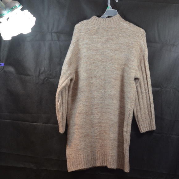 Beige Long Sweater SZ XL NWT - Picture 4 of 4